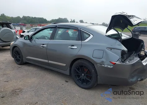 2015 Nissan Altima 2.5 Sl z USA, uszkodzony, nr VIN 1N4AL3AP1FC122226